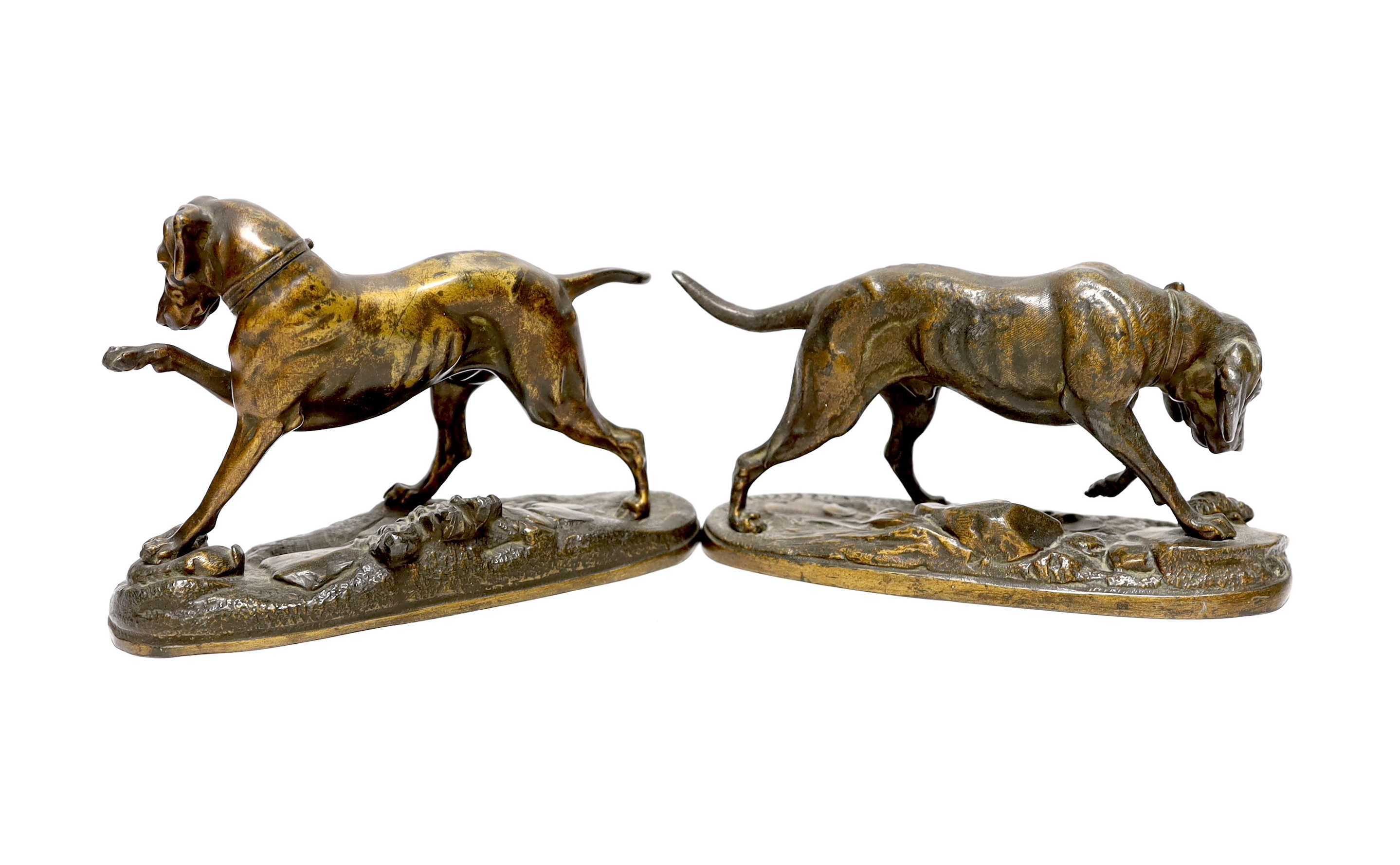 Two patinated spelter models of hunting dogs 20cm